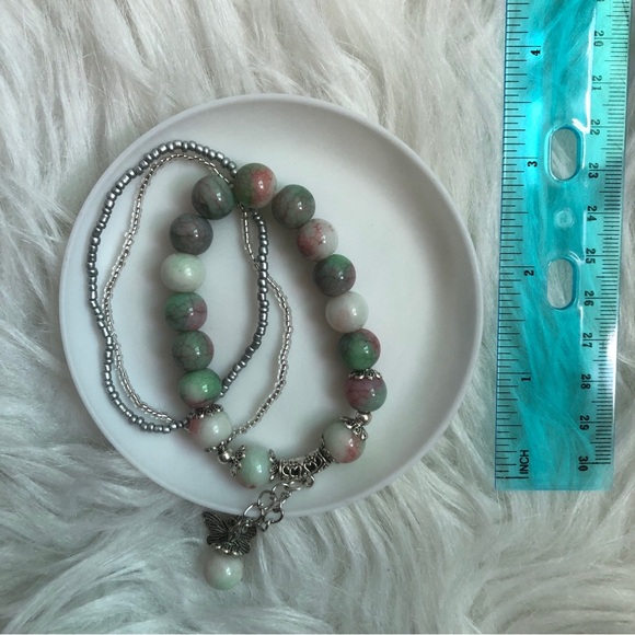 Bundle of 3 beautiful bead bracelets + butterfly charm - Picture 4 of 4